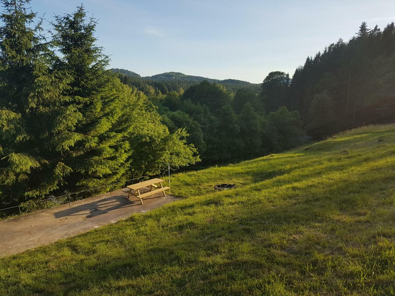 Olivin Kytlice Hiker Huts Hotel Exterior foto